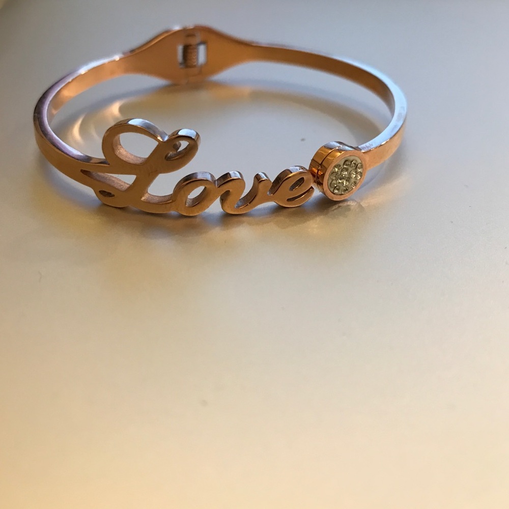 COPY - Ellie Vail Love Bracelet